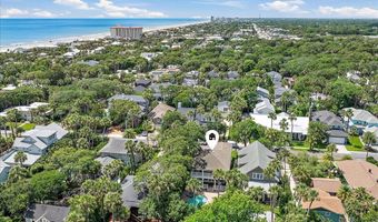 321 5TH St, Atlantic Beach, FL 32233