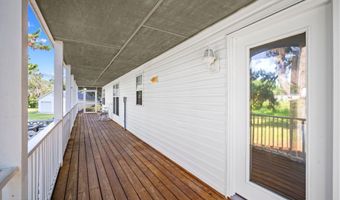 32 Eustis Landing Rd, Beaufort, SC 29907