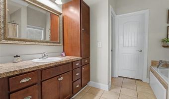 17 Maple Grove Dr, Adairsville, GA 30103