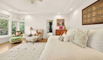 545 Ashland Creek Dr, Ashland, OR 97520