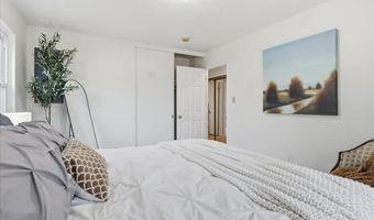 6205 EVERGLADES Dr, Alexandria, VA 22312