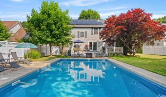 29 Grey Meadow Dr, Burlington, VT 05408