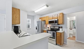 682 YOUNGSTOWN Pkwy 330, Altamonte Springs, FL 32714