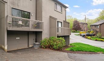 5 Wake Robin Rd 3602, Lincoln, RI 02865