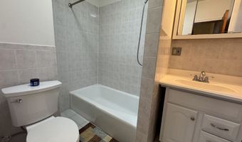 452 AVENUE E, Bayonne, NJ 07002