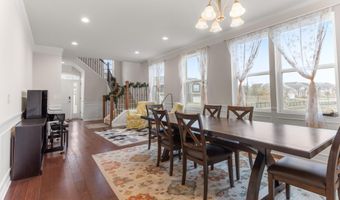 2825 Dillon Dr, Ann Arbor, MI 48105
