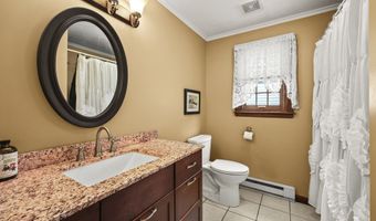 30 Hawthorne St, Bristol, CT 06010
