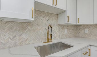 2442 ALMIRA Ave, Atco, NJ 08004