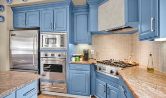 245 BERGEN Ave, Bellmawr, NJ 08031
