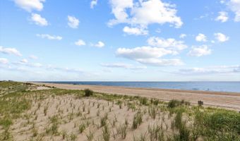 40105 QUEENS QUEST Dr #2, Fenwick Island, DE 19944