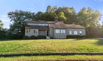 5 Fairway Dr, Acushnet, MA 02743