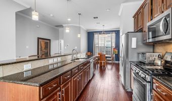 15743 Spectrum Dr 88, Addison, TX 75001