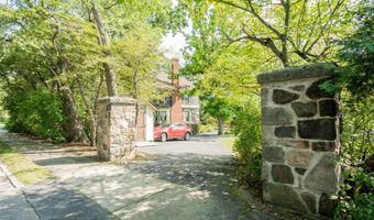 321 Guy Park Ave, Amsterdam, NY 12010