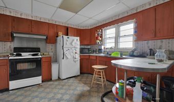253 W Union St, Athens, OH 45701