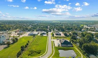 2 Pioneer Dr, Bartlesville, OK 74006
