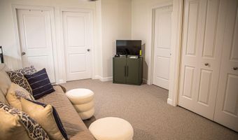 2052 Liberty Hts, Ann Arbor, MI 48103