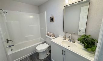 620 OAK St, Auburndale, FL 33823