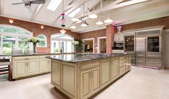 11501 SKIPWITH Ln, Potomac, MD 20854