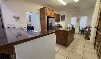507 Oakwood Pl, Carlsbad, NM 88220