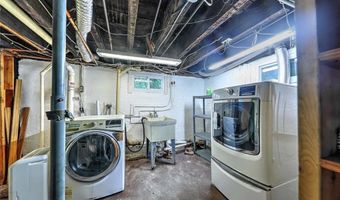 140 Lexington Ave, North Providence, RI 02904