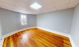 2216 4th St, Altoona, PA 16601