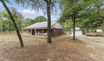 748 Falling Leaves, Adkins, TX 78101