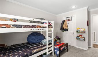 412 Mullinax Cir, Blacksburg, SC 29702