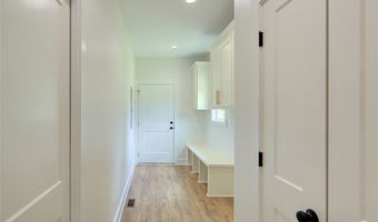 410 Edgewood Dr, Belton, SC 29627