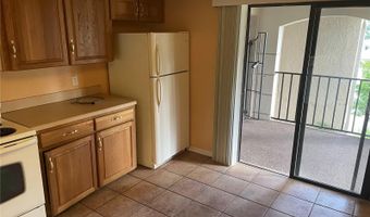 1055 KENSINGTON PARK Dr 113, Altamonte Springs, FL 32714