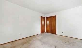 46 Meldon Ave, Albertson, NY 11507