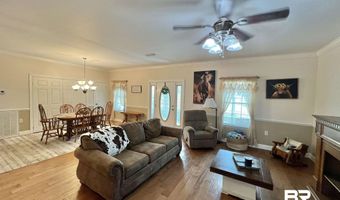 2259 E Laurel St, Atmore, AL 36502