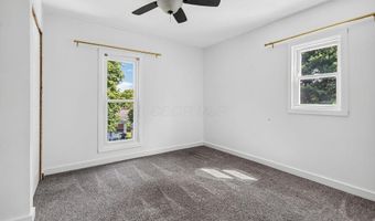 37 College St, Alexandria, OH 43001