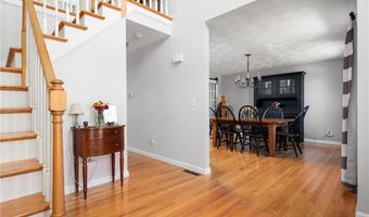 15 Steer Rd, Cumberland, RI 02864