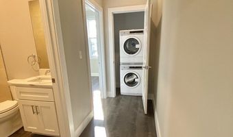 24 Norwood St 8, Boston, MA 02122