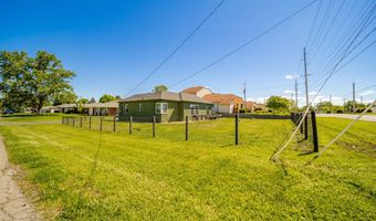 922 Alhambra Dr, Anderson, IN 46012