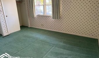 120 S Roan St, Algona, IA 50511