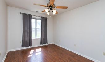 225 Waterford Ct, Avon, IN 46123