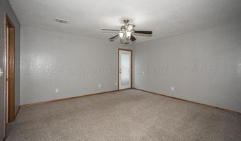 7909 Triumph Pl, Amarillo, TX 79109