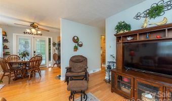 424 Lower Grassy Branch Rd, Asheville, NC 28805