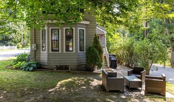39 School St, Acton, MA 01720