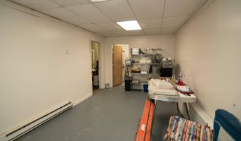 342 S Monroe St, Alderson, WV 24910