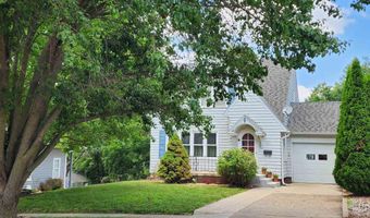 908 E 9th St, Atlantic, IA 50022