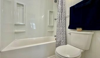 75 E Elm St, Alton, IL 62002