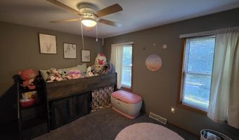 118 Briar Crest St, Madison, WI 53704