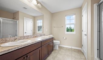 587 Surrey Dr, Aurora, OH 44202