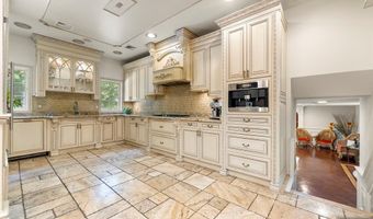 151 Mackay, Bergenfield, NJ 07621