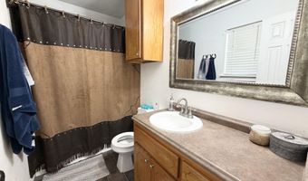 1010 Avenue J, Abernathy, TX 79311