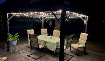 75 Jordan Rd, Amherst, NY 14221