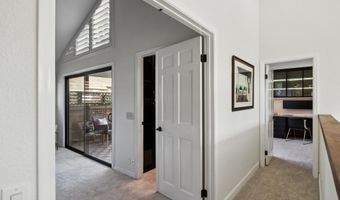817 Harbor Rd, Alameda, CA 94502