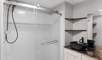 967 Five Points Rd, Barnesville, GA 30204